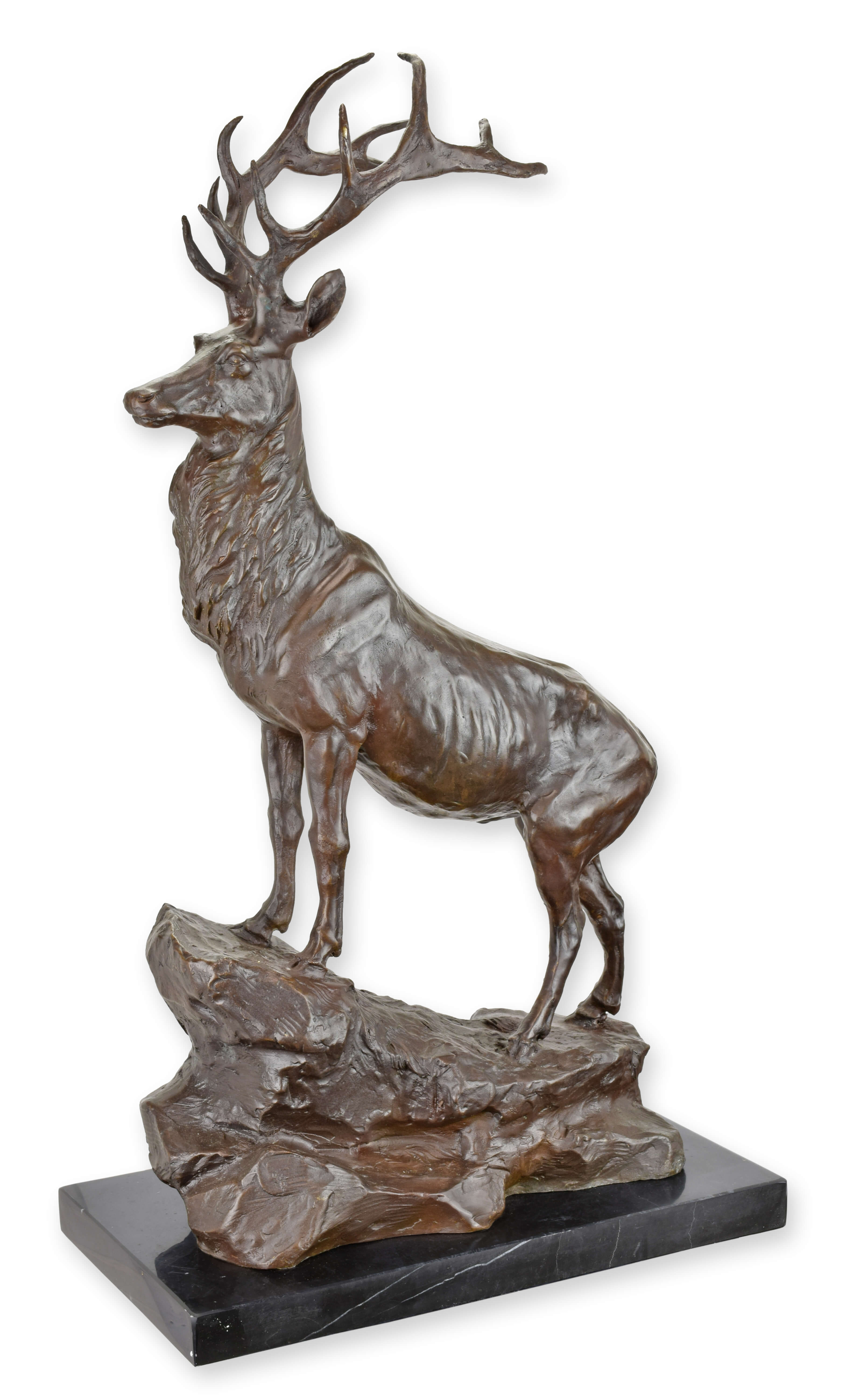 Een bronzen sculptuur van een hert op een rots replica retro ontwerp decoratie