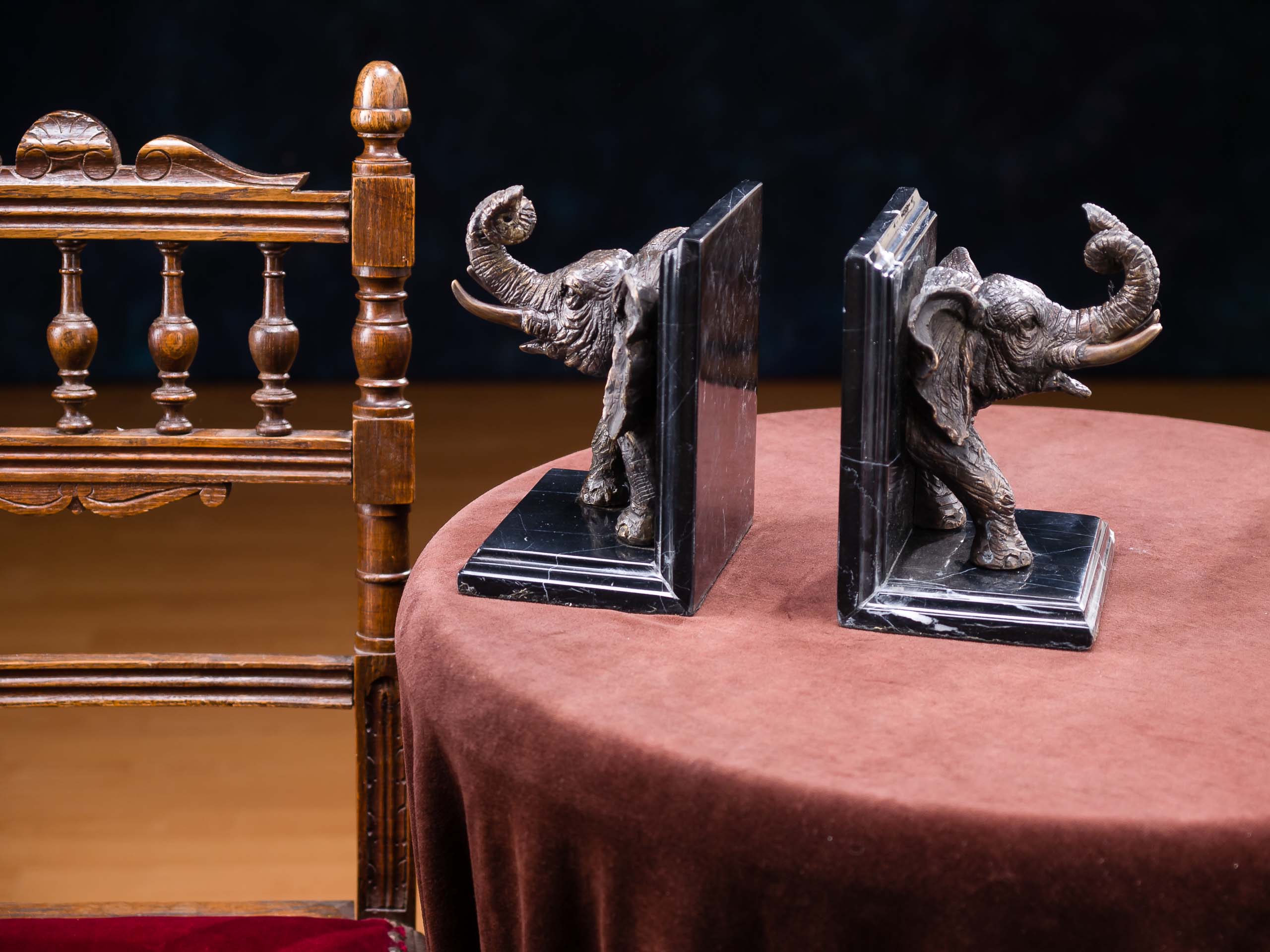 2 Buchstützen Bronze Skulptur Figur Elefant Bronzefigur Buch bookend bronze